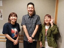 Aマッソとゲストの東野幸治（中央）。