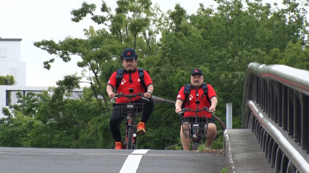 鬼越トマホークが自転車漕いで芸人宅に突撃デリバリー