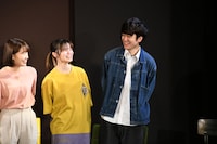 アンケートに「園田がんばれ」と書かれた園田祥太（右）。本当は演技をほめてほしい。