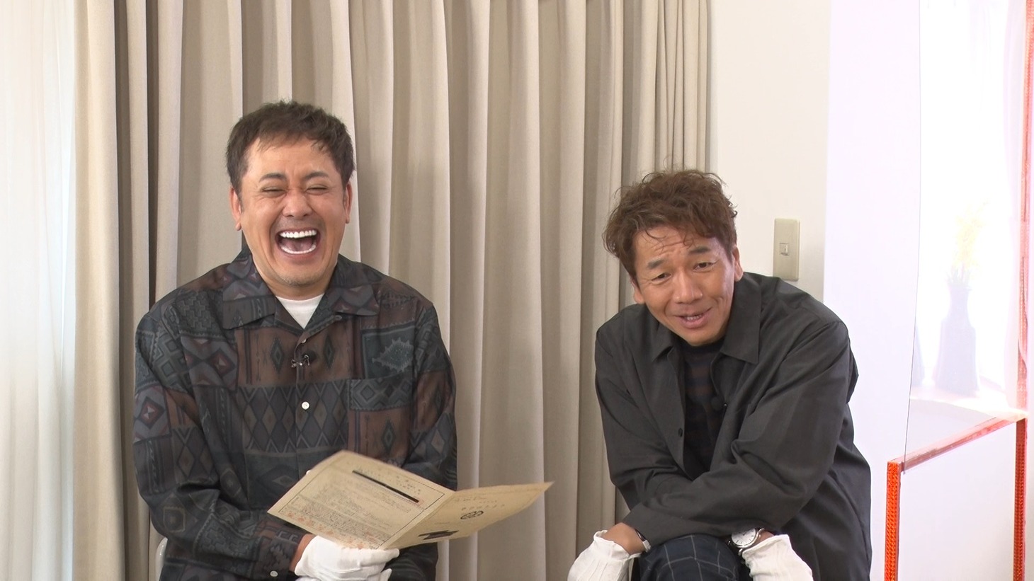 「くりぃむナンタラ」に出演する、くりぃむしちゅー。(c)テレビ朝日