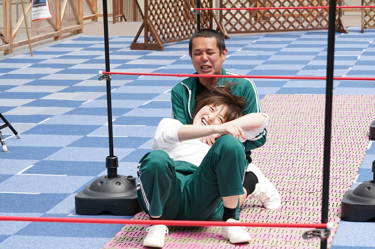 ノッチ、2丁拳銃川谷、ゆってぃ、かつみ♥さゆり、夫婦でリンボーダンス