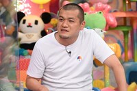 カミナリまなぶ (c)テレビ朝日