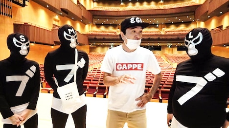 LINE CUBE SHIBUYA（渋谷公会堂）を視察する江頭2:50。