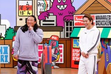 （左から）ロバート秋山、狩野英孝。(c)関西テレビ
