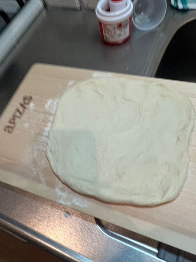 新居のキッチンで調理開始。