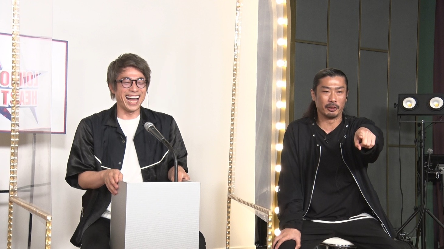 （左から）ロンドンブーツ1号2号・田村淳、パンサー菅。(c)テレビ朝日