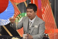 爆笑問題・田中 (c)読売テレビ