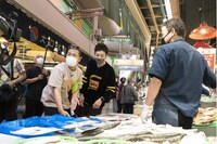 「川原くんのクイズさん」のワンシーン。