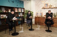 左から麒麟・川島、西野七瀬、野性爆弾くっきー！。(c)読売テレビ