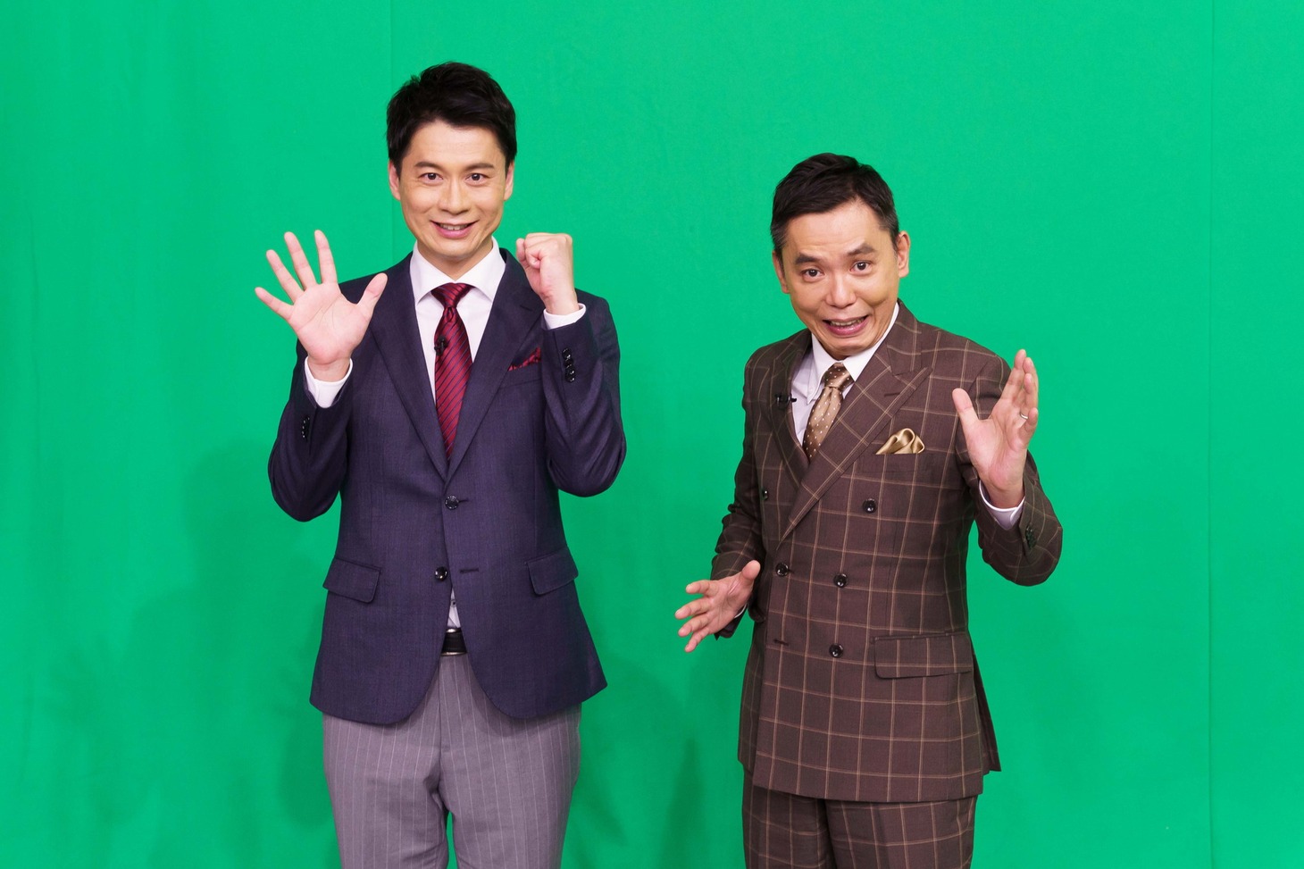 （左から）石井亮次、爆笑問題・太田。(c)CBC