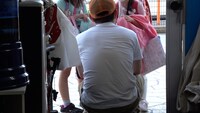 「まじもん！ -この店ほんと、規格外-」のワンシーン。(c)RKB