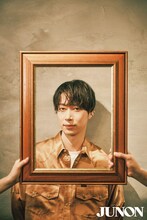 「JUNON」2022年8月号（主婦と生活社）より、はんにゃ金田。（撮影／女鹿成二）