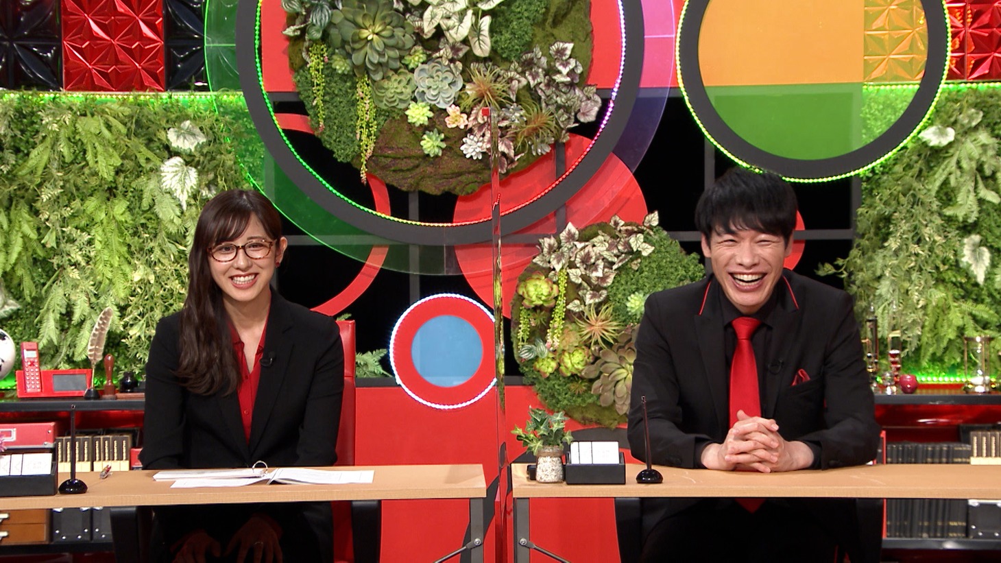 （左から）斎藤ちはるアナ、麒麟・川島。(c)テレビ朝日