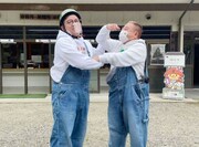 ミキ昴生（左）と出川哲朗。