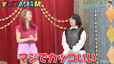 芝のカッコよさを語るゆーびーむ☆（左）とニッチェ近藤（右）。