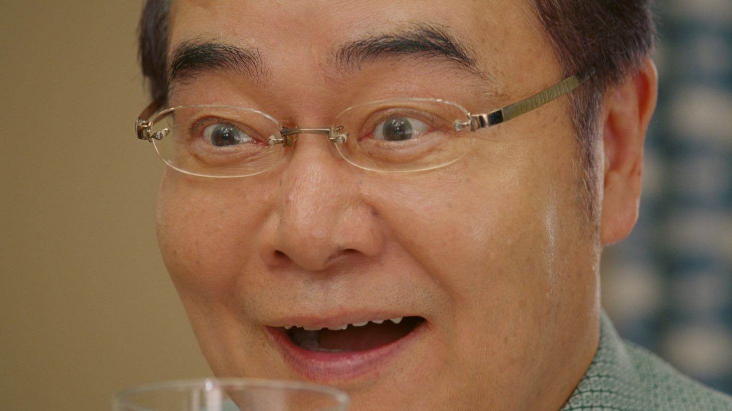 予想よりおいしくてびっくりするキッチリ父。