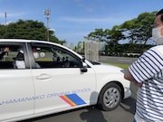 「霜降り明星のあてみなげ」より。(c)静岡朝日テレビ