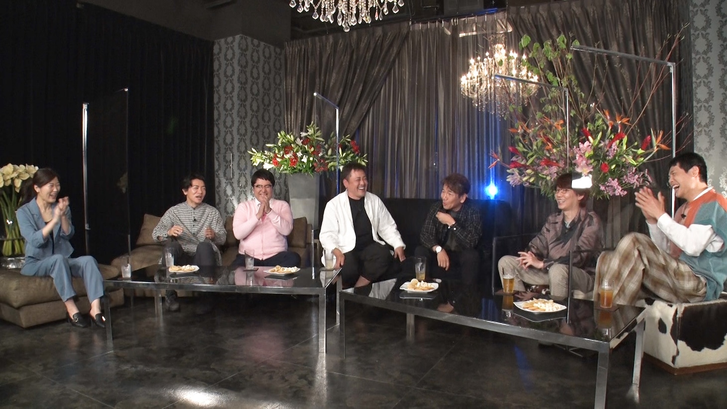 「くりぃむナンタラ」に出演する（左から）ヒコロヒー、マヂカルラブリー、くりぃむしちゅー、三四郎・小宮、もう中学生。(c)テレビ朝日