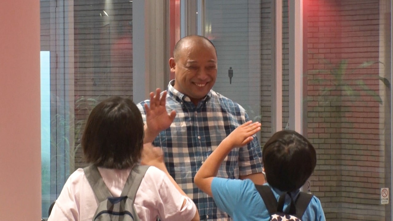 トム・ブラウンみちおと鈴木福が人生交換、それぞれの1日を体験