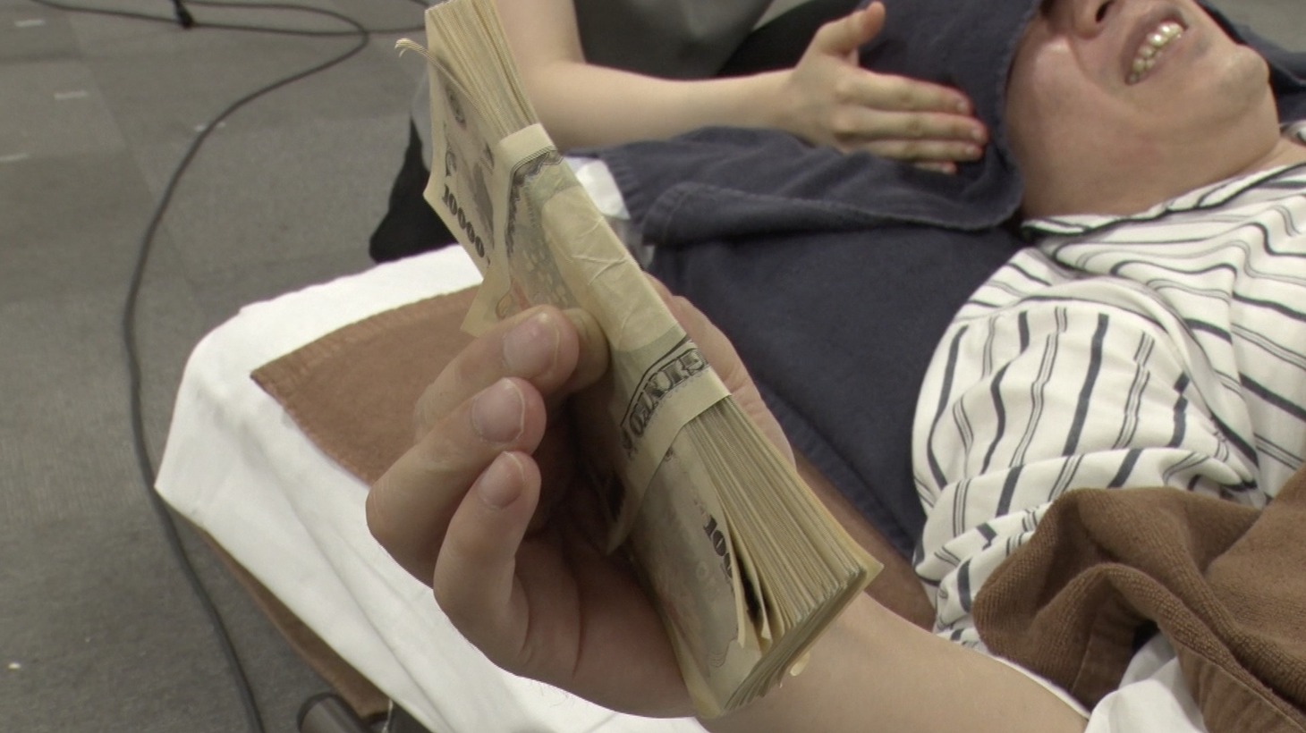 「叡智の狂宴」のワンシーン。(c)日本テレビ