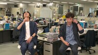 左から、ナインティナイン矢部、フットボールアワー後藤。(c)フジテレビ