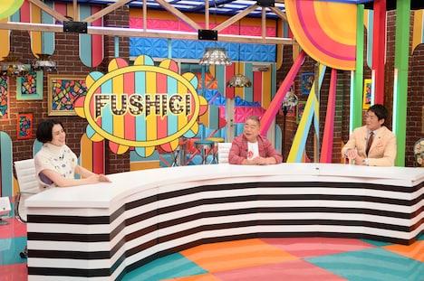 左から、ホラン千秋、出川哲朗、長嶋一茂。(c)テレビ朝日