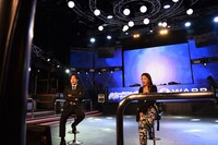 アルコ＆ピース平子とみちょぱ。(c)フジテレビ