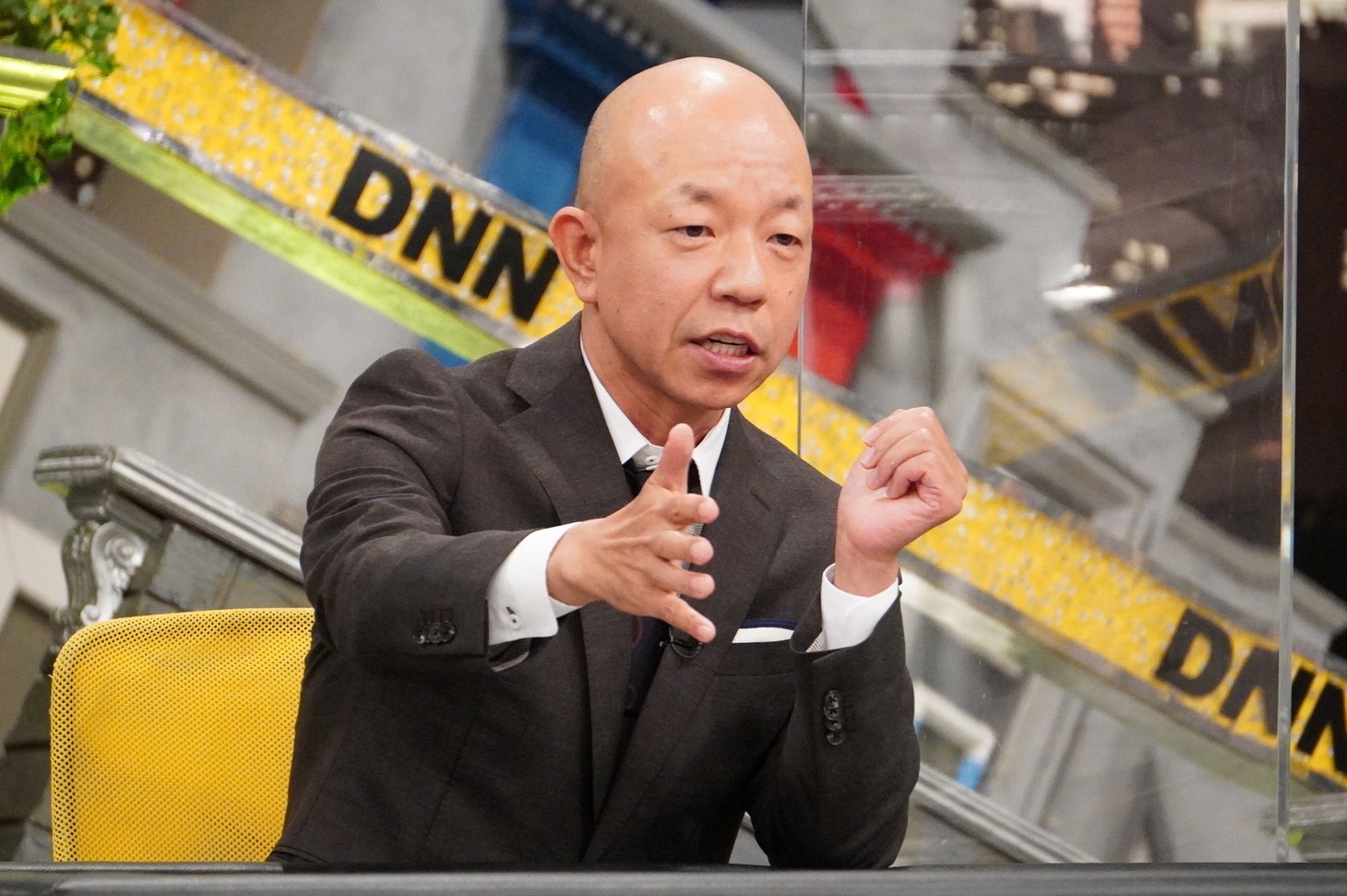 バイきんぐ小峠 (c)フジテレビ