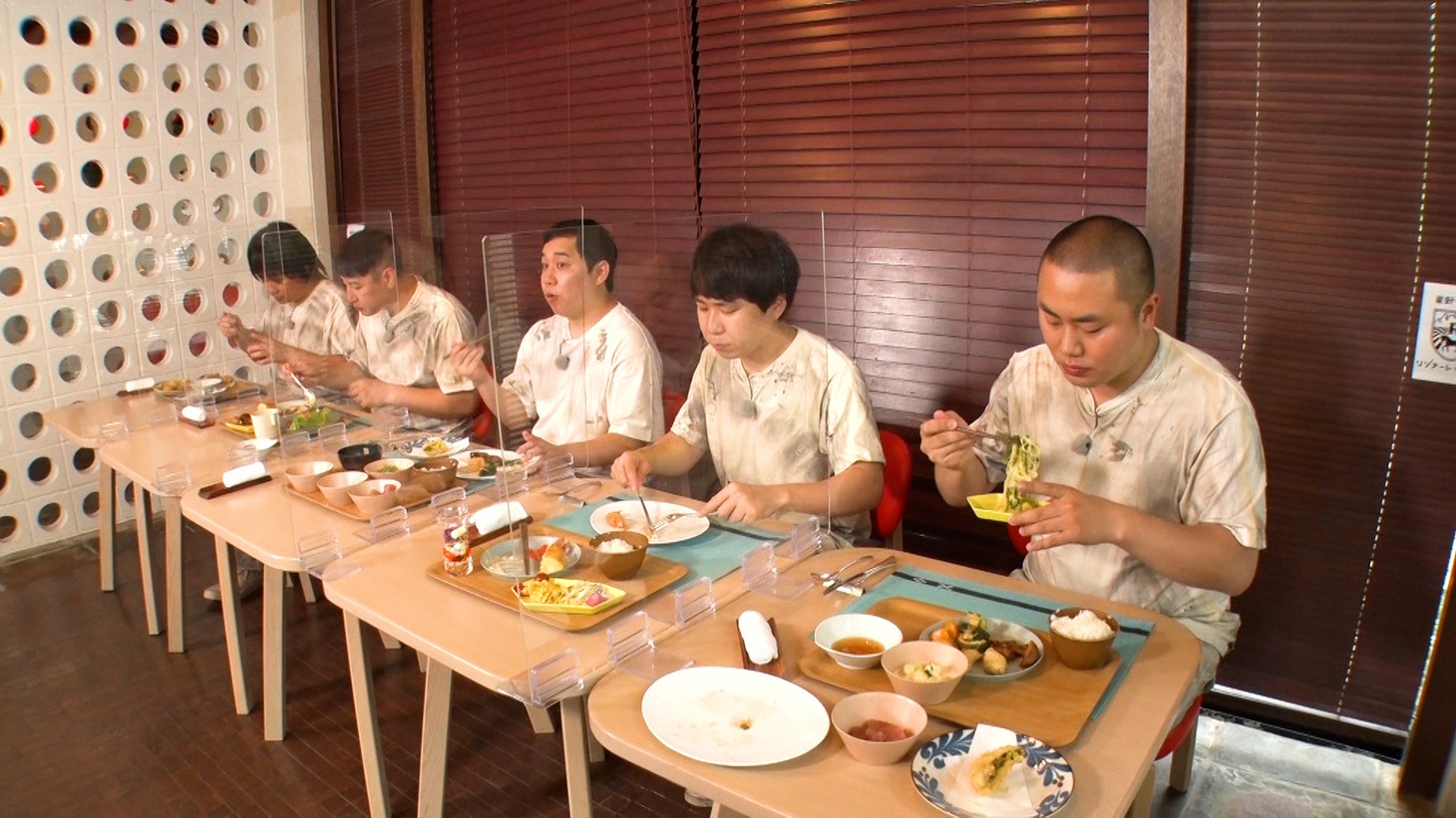 「賭博黙示録！バカイジ 真夏のギャンブル旅in沖縄・小浜島」(c)フジテレビ