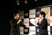 場を収めようとやってくる角刈り高校生。