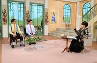 おいでやすこが、黒柳徹子。(c)テレビ朝日