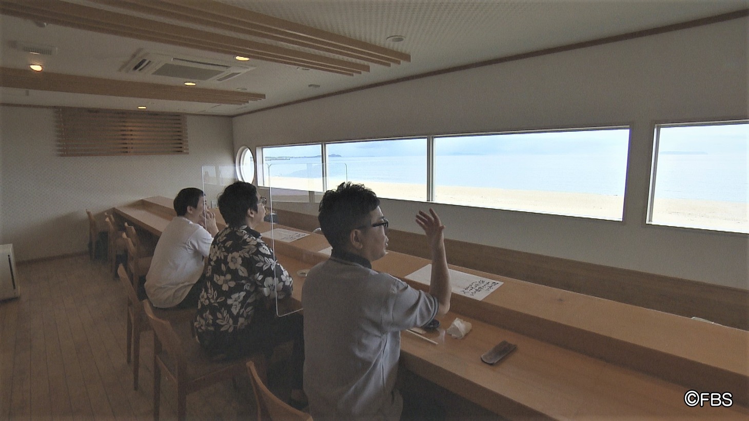 「福岡すっぴんツアー！20」のワンシーン。