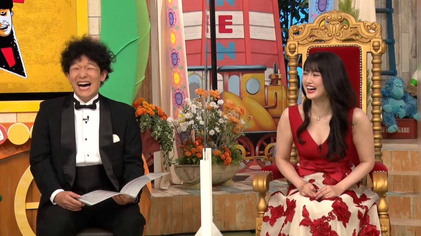 「小寺真理-1グランプリ」を開催するもじゃ吉田（左）と小寺真理（右）。