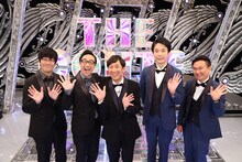 「THE CONTE」MCの東京03とかまいたち。(c)フジテレビ