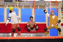 左から、霜降り明星・粗品、横川尚隆、はんにゃ金田。(c)フジテレビ