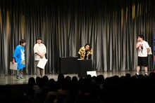 アインシュタイン河井との電話をなんとか終わりにする見取り図・盛山。