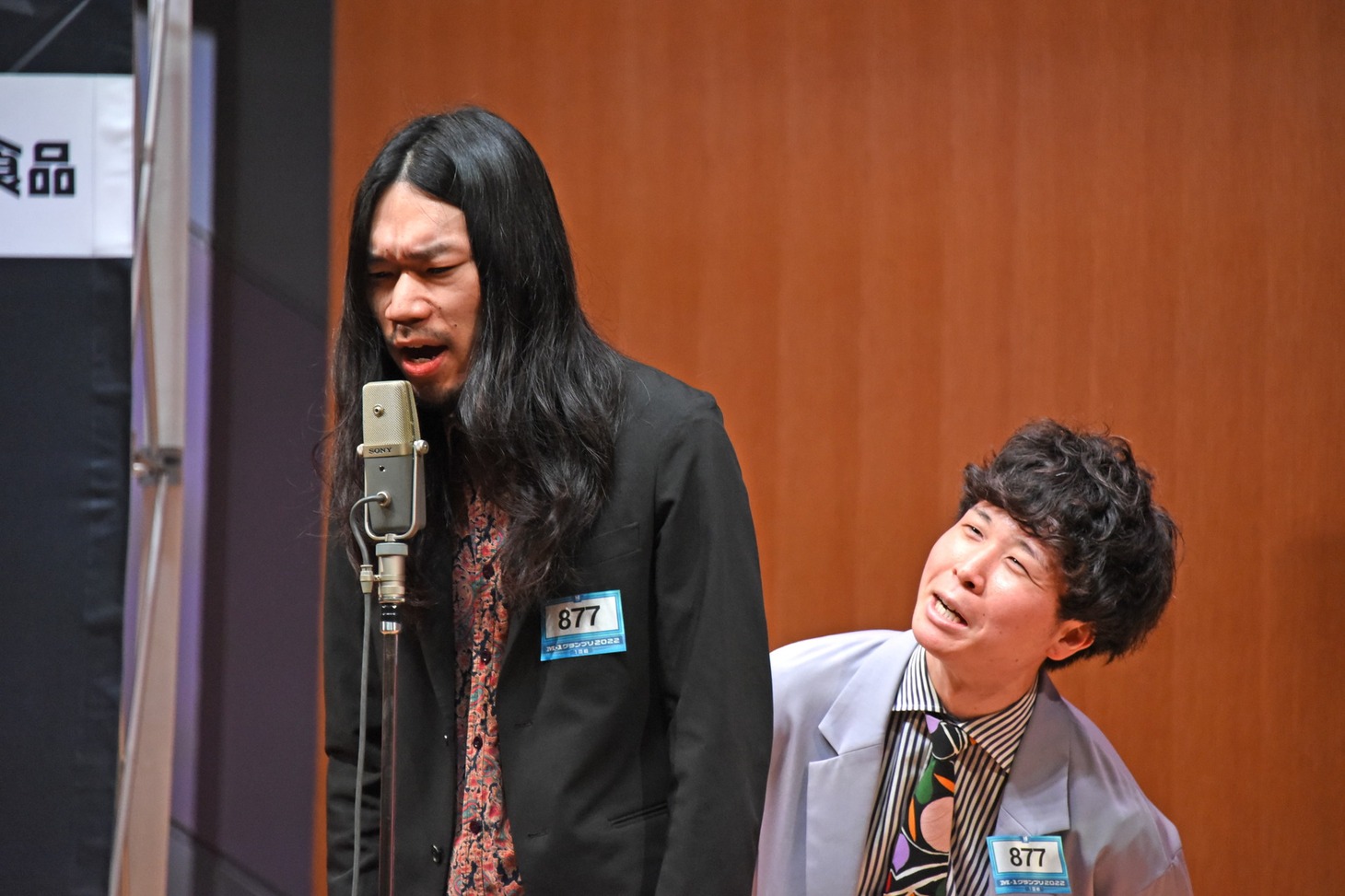 10億円