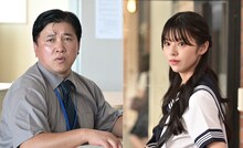 「パパとムスメの7日間」に第4話より出演するスギちゃんと、第6話より出演する鈴木ゆうか。(c)TBS