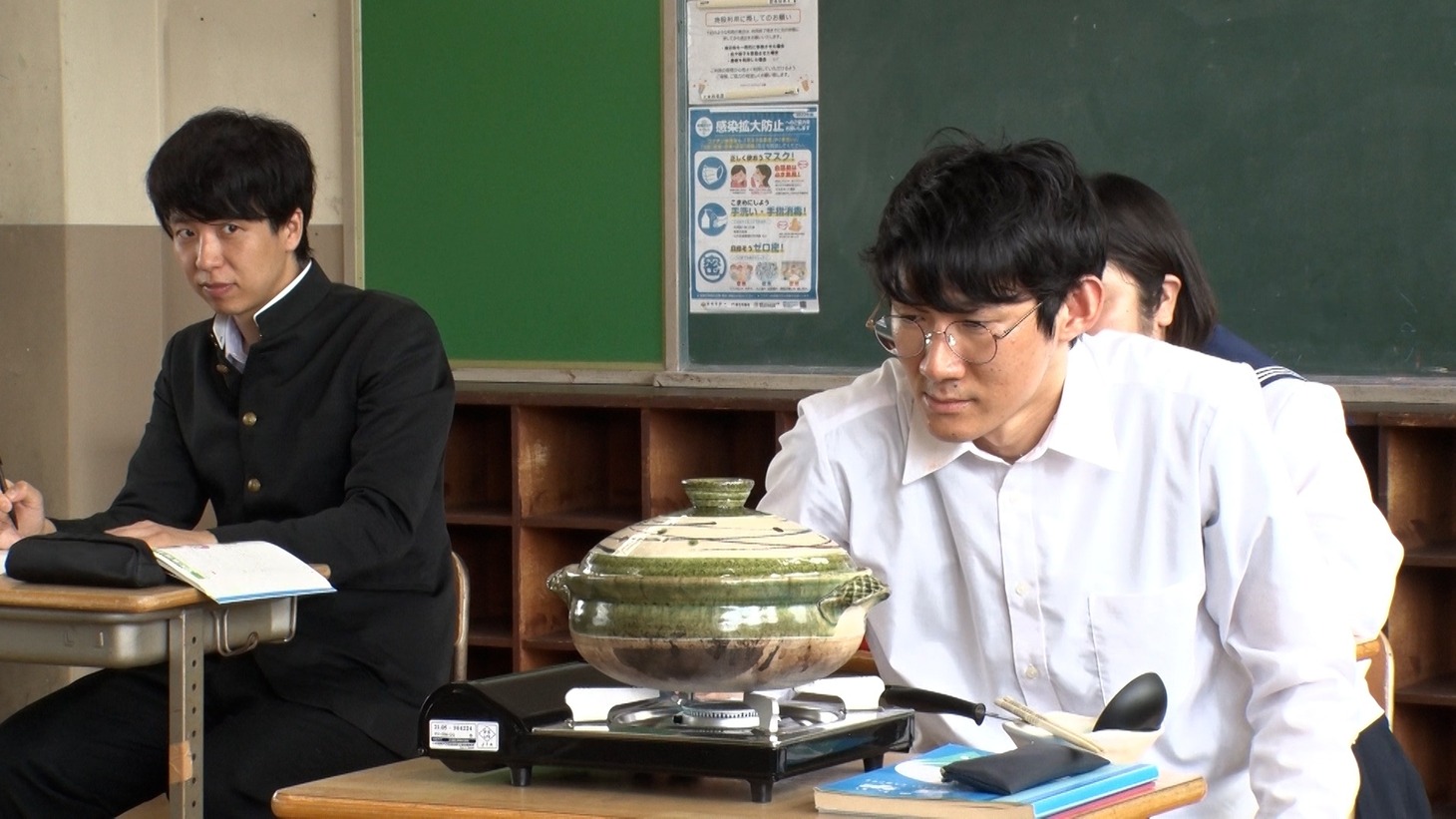 「おかわりコント学園2」のワンシーン。(c)読売テレビ