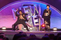 チョコレートプラネット長田とヒコロヒーによる、唄のアニキと姐さん。(c)フジテレビ