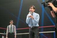 “スペシャルリングアナ”を務めるおいでやすこが。