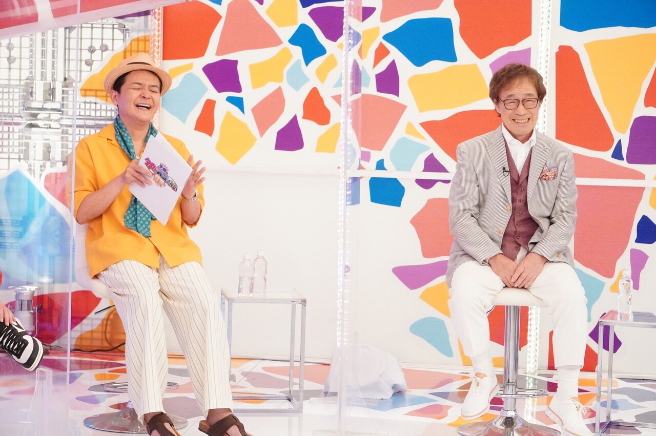 左から、千鳥ノブ、武田鉄矢。(c)フジテレビ