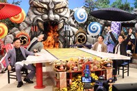 スタジオで予想対決を繰り広げる、かまいたちと千鳥。（c)フジテレビ