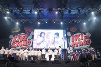 「東京芸人vs大阪芸人 新世代バトル～見取り図ニューヨーク事変～」の様子。