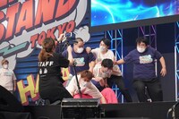 「東京芸人vs大阪芸人 新世代バトル～見取り図ニューヨーク事変～」の様子。