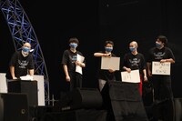 ナダル軍団の（左から）レインボー池田、ゴスケ、そいつどいつ市川刺身、レインボー・ジャンボたかお。