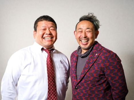 左から明松功氏、中尾孝年氏。