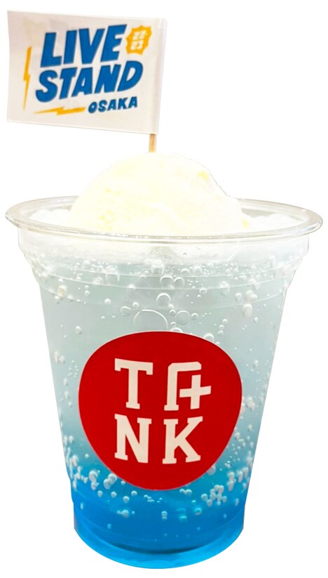 「LIVE STAND 22-23 OSAKA」と心斎橋PARCO ネオン食堂街 B2F TANK酒場／喫茶の期間限定コラボドリンク。