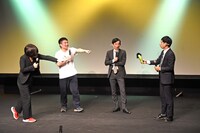 エンディングの（左から）ランジャタイ、浜口浜村。