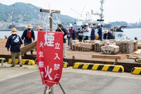 「有吉はなび ～大きなお花を咲かせましょう～」より。(c)広島テレビ